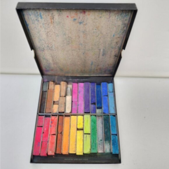 RARE ANT Prang Excello Lecturers Chalk Squares Asstd Colors w/Box Non Toxic - Picture 3 of 4